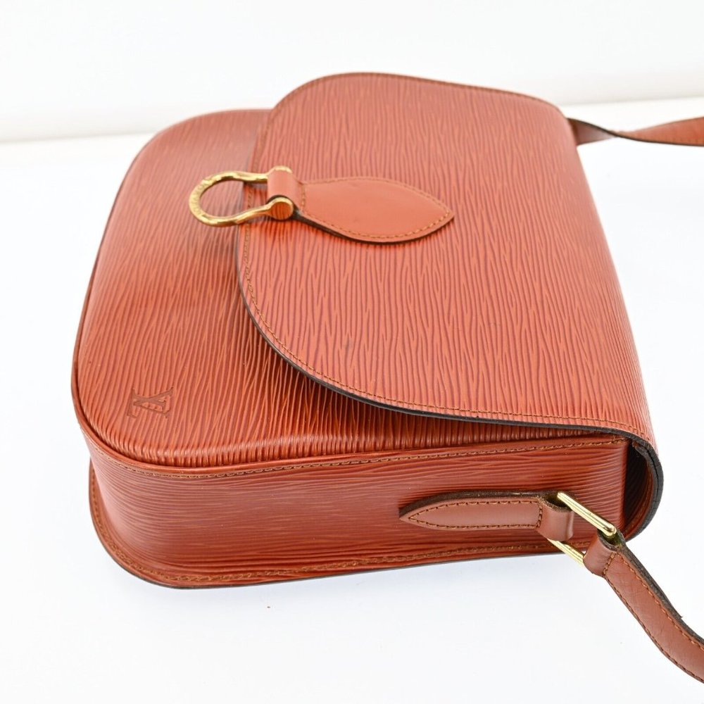 Louis Vuitton Saint Cloud GM in Brown Epi Leather - Picture 5 of 16